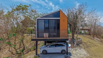 Deluxe Cabin, Hill View | Free WiFi