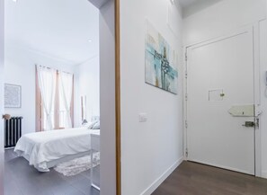 Free WiFi - Style History and Luxury in Madrid (Madrid)