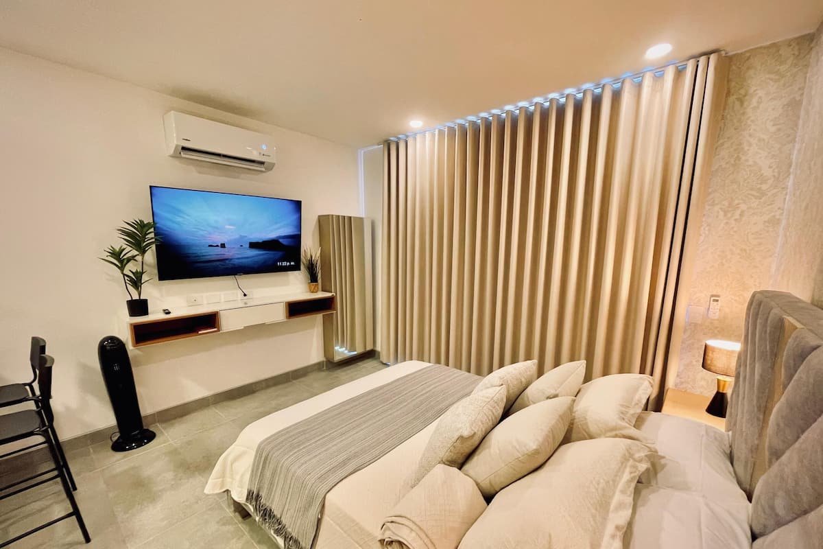 Studio (314F)