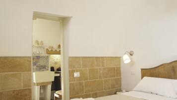 3 camere, ferro/asse da stiro, Wi-Fi gratuito, lenzuola