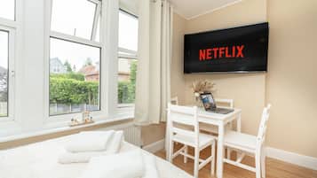 1 Schlafzimmer, Bügeleisen/Bügelbrett, Internetzugang, Bettwäsche