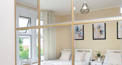 Open Mind Property - Studio Flat & Free Parking