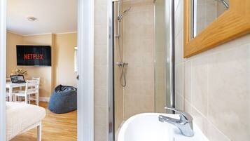 Haartrockner, Handtücher