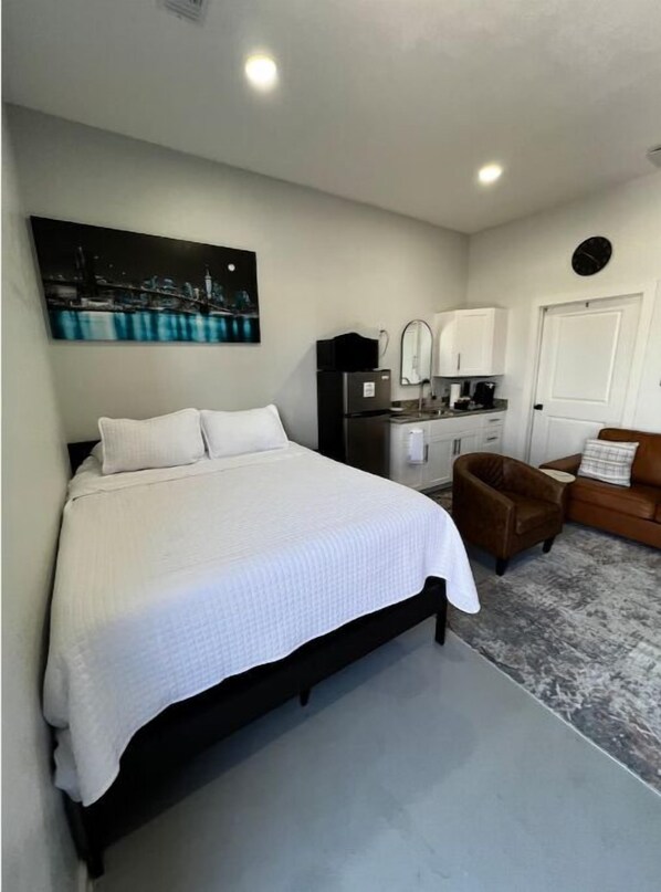 1 bedroom, WiFi, bed sheets
