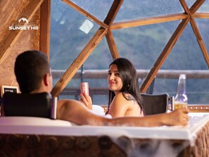 Comfort Chalet, Balcony, Mountain View | Minibar, free WiFi, bed sheets - Glamping Sunset Hill (Salamina)