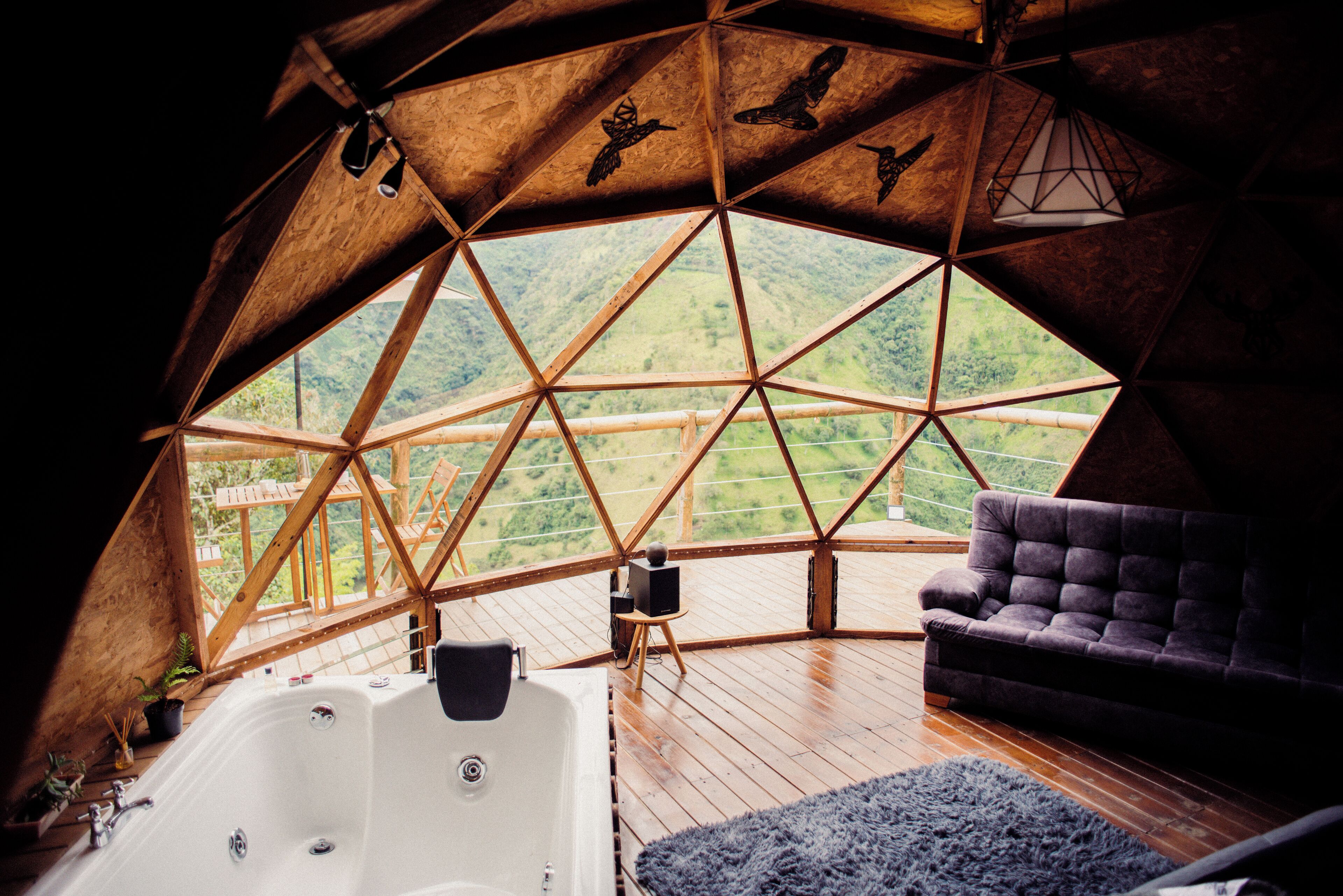 Een minibar, gratis wifi, beddengoed