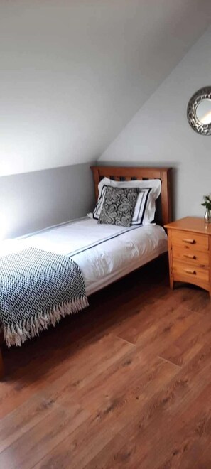 5 habitaciones, wifi gratis y ropa de cama 