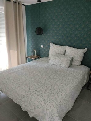 1 bedroom, iron/ironing board, WiFi, bed sheets