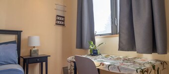 Energy-Efficient Oasis: Cozy Suite Near DT Boulder
