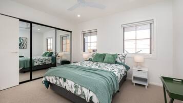 3 bedrooms, iron/ironing board, travel crib, free WiFi