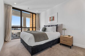 2 Schlafzimmer, Schreibtisch, Bügeleisen/Bügelbrett, kostenloses WLAN