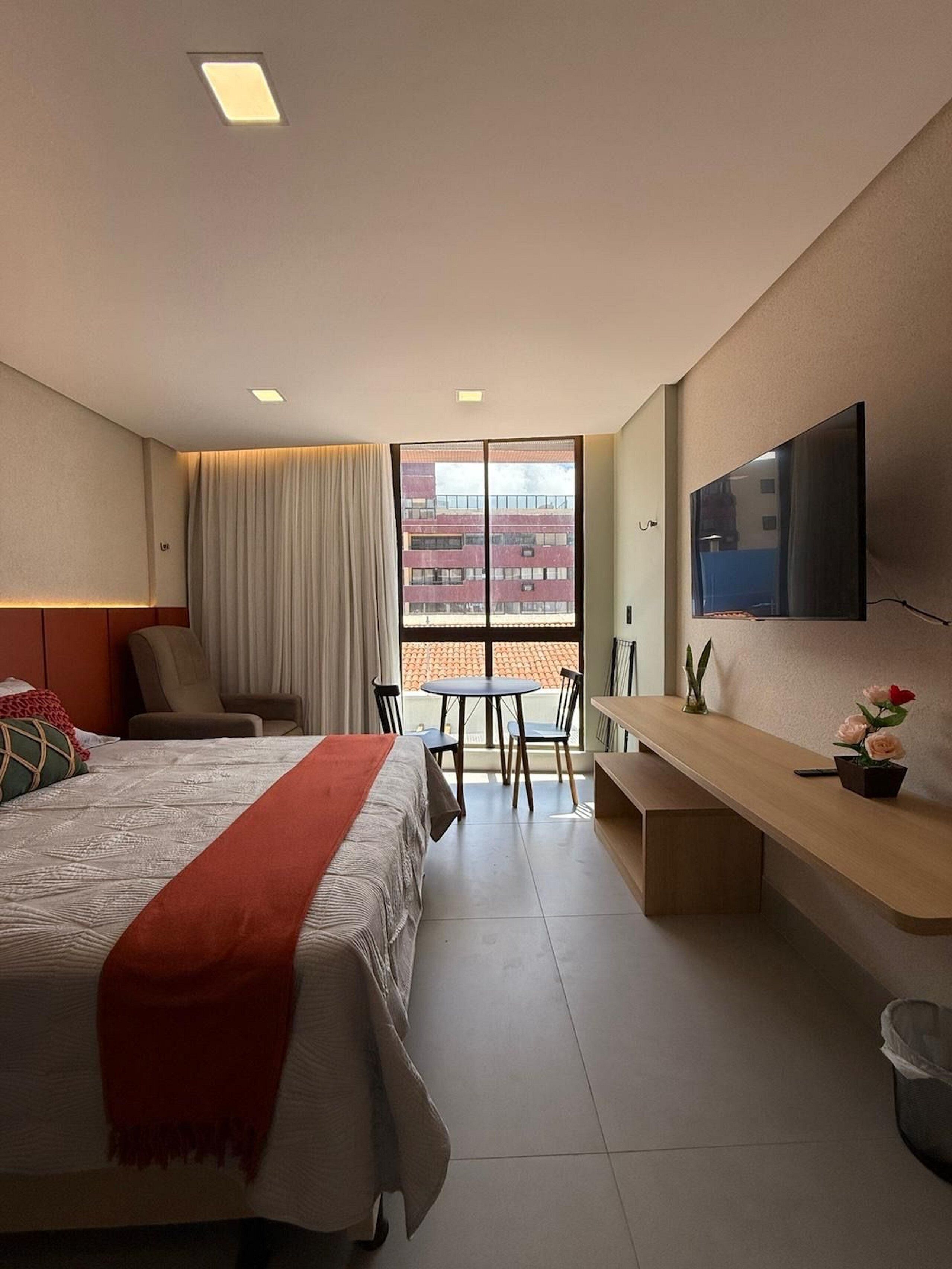 Classic Studio | Free WiFi