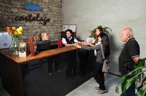 Lobby - Costalago Suites (Villa Carlos Paz)