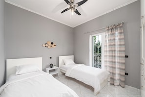 Iron/ironing board, travel cot, WiFi, bed sheets