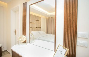 3 chambres, fer et planche à repasser, Wi-Fi gratuit, draps fournis