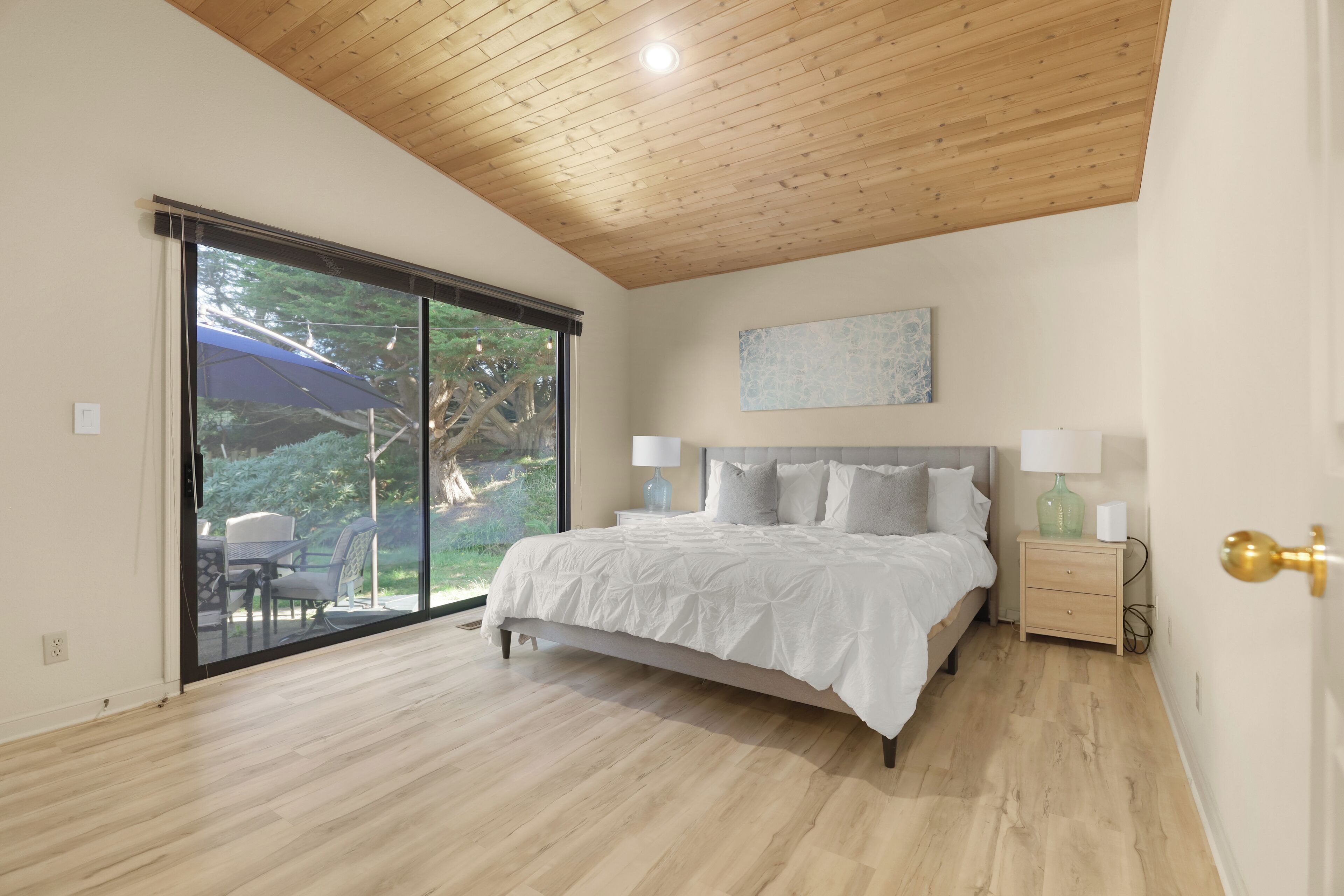 3 chambres, fer et planche à repasser, Wi-Fi gratuit, draps fournis