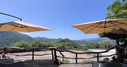 Apartment near the coast. Mountain views