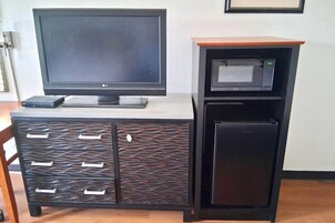 Cortinas blackout, tabla de planchar con plancha y wifi gratis