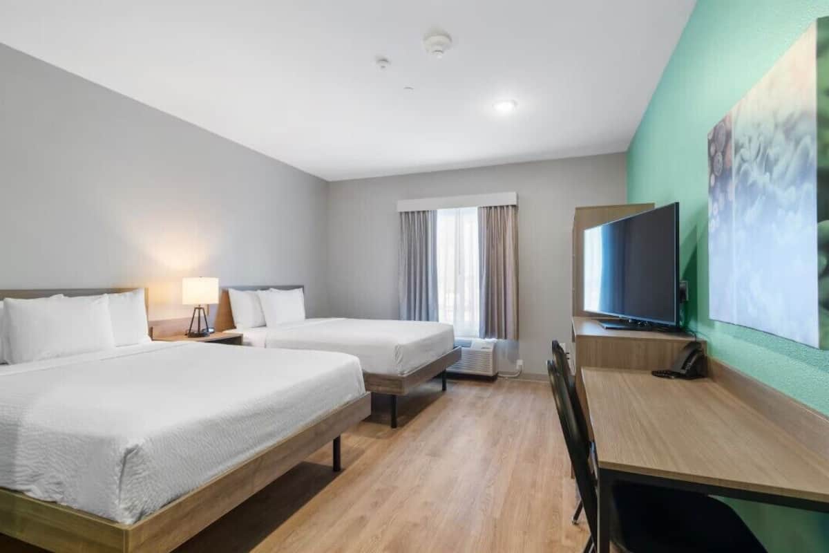 Desk, laptop workspace, blackout drapes, WiFi (free)