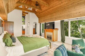 6 Schlafzimmer, Bügeleisen/Bügelbrett, Reisekinderbett, kostenloses WLAN