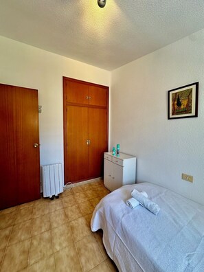 Bungalow, 3 Bedrooms, Smoking, Balcony | 3 bedrooms