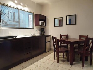 Studio, 1 Bedroom | Dining room - Apart Hotel Marina Loft # 101 (Sardinal)