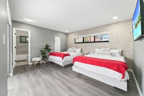 5 habitaciones, tabla de planchar con plancha y wifi gratis