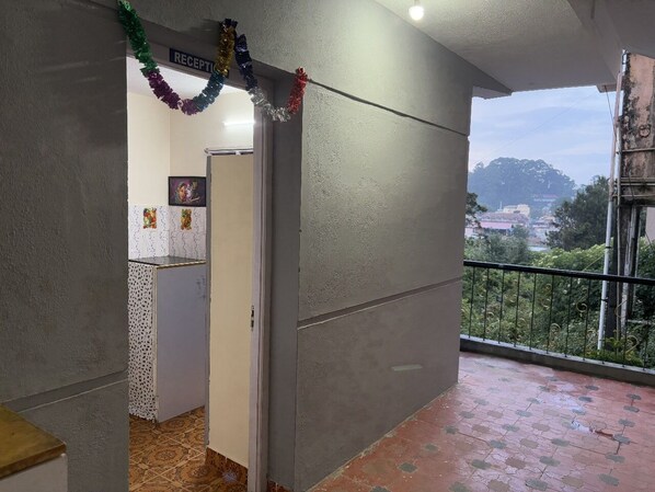 Reception - Guhans castle (Kodaikanal)