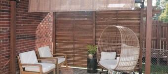 Clean, Spacious, Fenced, Group Ready, As Seen On Apartment Therapy