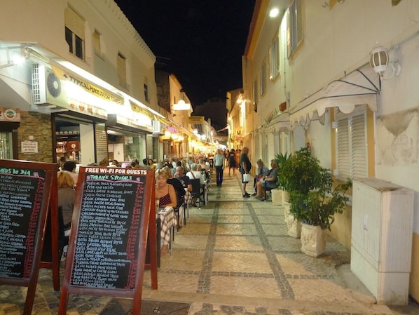 Apartment, 2 Bedrooms, Accessible, Smoking | Exterior