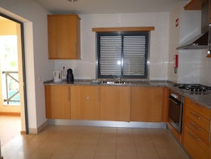 Apartment, 2 Bedrooms, Accessible, Smoking | Interior