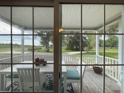 Sunsets and Horse Ranches Cottage