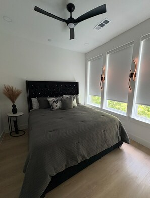 3 bedrooms, WiFi, bed sheets