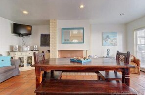 Dining - South Mission Oceanview Beach Duplex (San Diego)