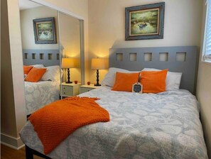 2 soverom, strykejern/-brett, wi-fi og sengetøy