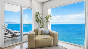 Luxury Apartment, 4 Bedrooms, Balcony, Ocean View | Wi-fi percuma 