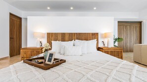 Luxury Apartment, 4 Bedrooms, Balcony, Ocean View