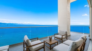 Luksus-lejlighed - 4 soveværelser - balkon - havudsigt | Balkon