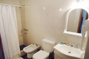 Bathroom - Gemelos Apart (Villa Gesell)