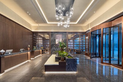 Days Hotel By Wyndham Weihai Huoju Eight Street