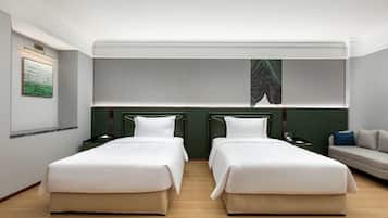 Phòng Deluxe, 2 giường đôi, ban công, quang cảnh vườn