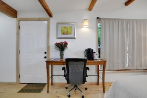 Double Room, Mountain View | In-room safe, free WiFi, bed sheets