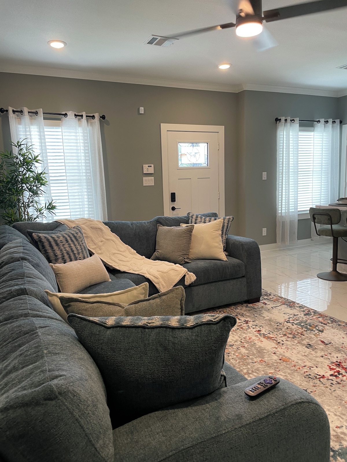 Photo 2 of Charming 3-bedroom house in marvelous Houston with AC, WiFi