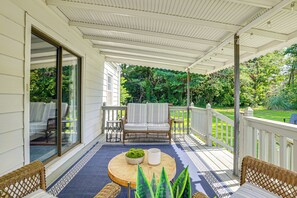 Terrace/patio - 1 Mi to Downtown Greer: Family Home w/ Gazebo! (Greer)
