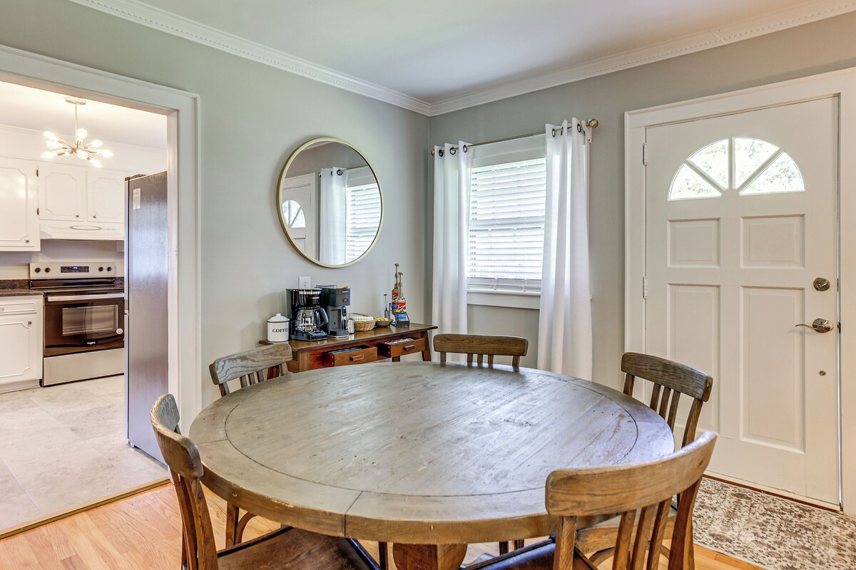 Photo 7 of 1 Mi to Downtown Greer: Family Home w/ Gazebo!