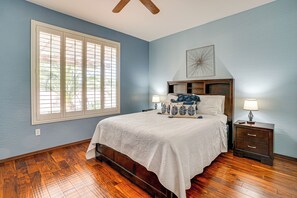 3 bedrooms, iron/ironing board, Internet, bed sheets - Step-Free, Sun City Grand Home w/ Resort Amenities (Surprise)