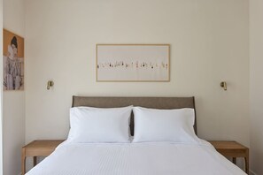 3 Schlafzimmer, Schreibtisch, schallisolierte Zimmer