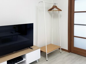 Interior - [3 min walk from Yeoksam Station] Modern Comfort, Your Daily Pause (Seoul)