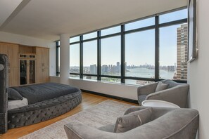 2 bedrooms, iron/ironing board, free WiFi, bed sheets - Ultra-Luxury Midtown Duplex w/ Skyline Views (New York)