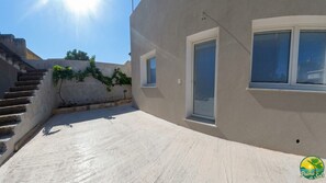 Room, 1 Bedroom | Property grounds - Room-private Yellow Apartment at Palma d (Sant'Antioco)